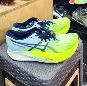 ASICS METASPEED  SKY AND EDGE