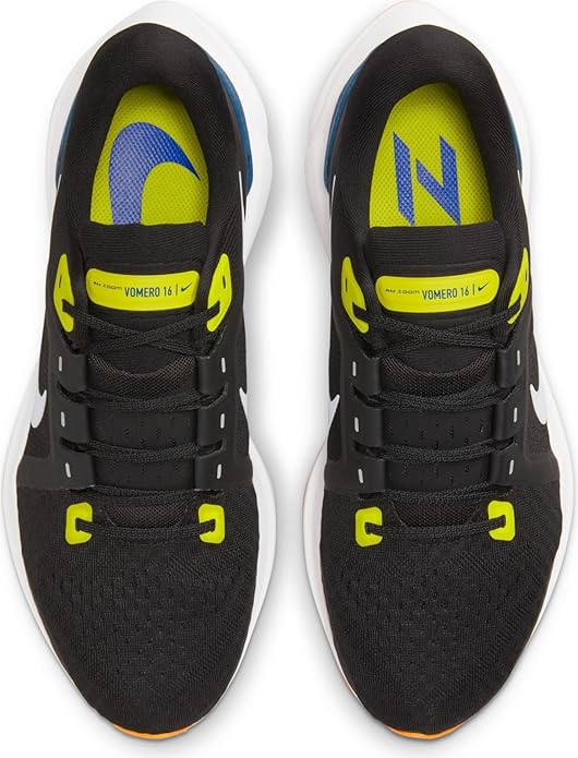 NIKE VOMERO 16.