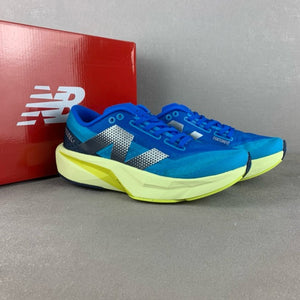NEW BALANCE REBEL V4
